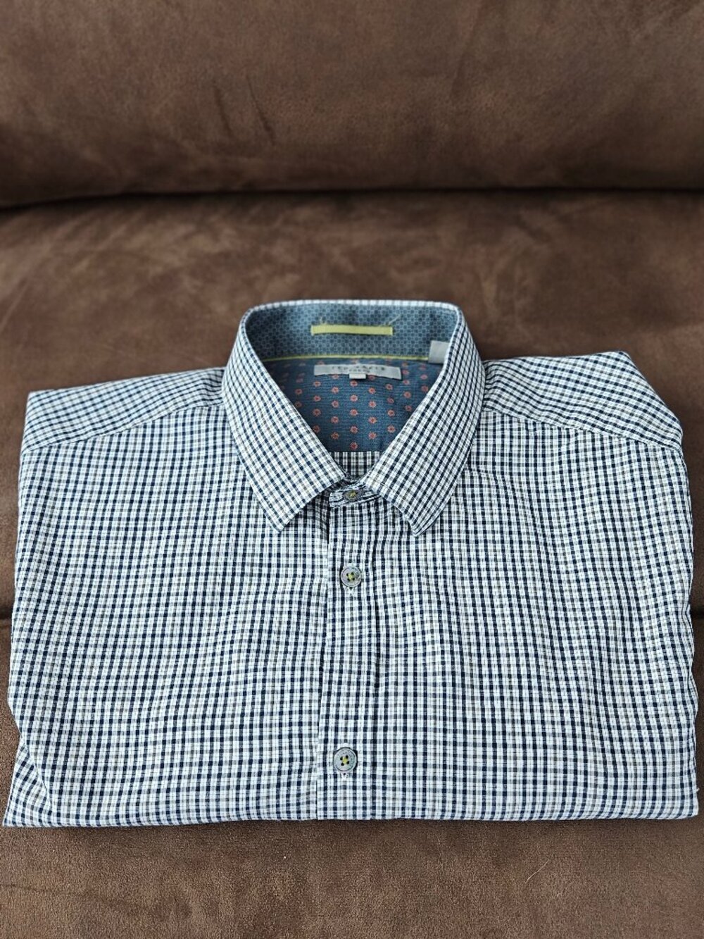 Ted Baker London Men's Trim Fit long sleeve button-up outer check pattern size 5
